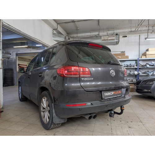 Фаркоп Лидер Плюс на VOLKSWAGEN Tiguan 2007–2016  Арт. V123-A 