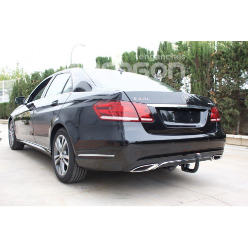 Фаркоп ARAGON на MERCEDES E-class 2009–2016  Арт. E4115CA (W212 седан)