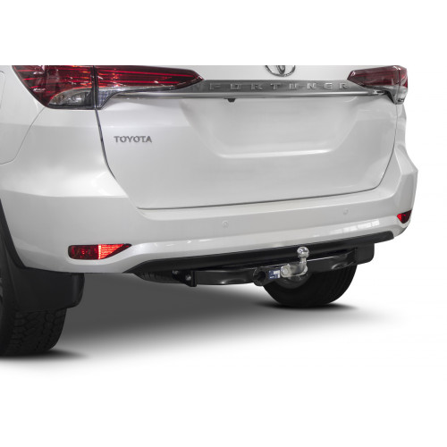 Фаркоп BERG на Toyota Fortuner 2017- Арт. F.5715.001